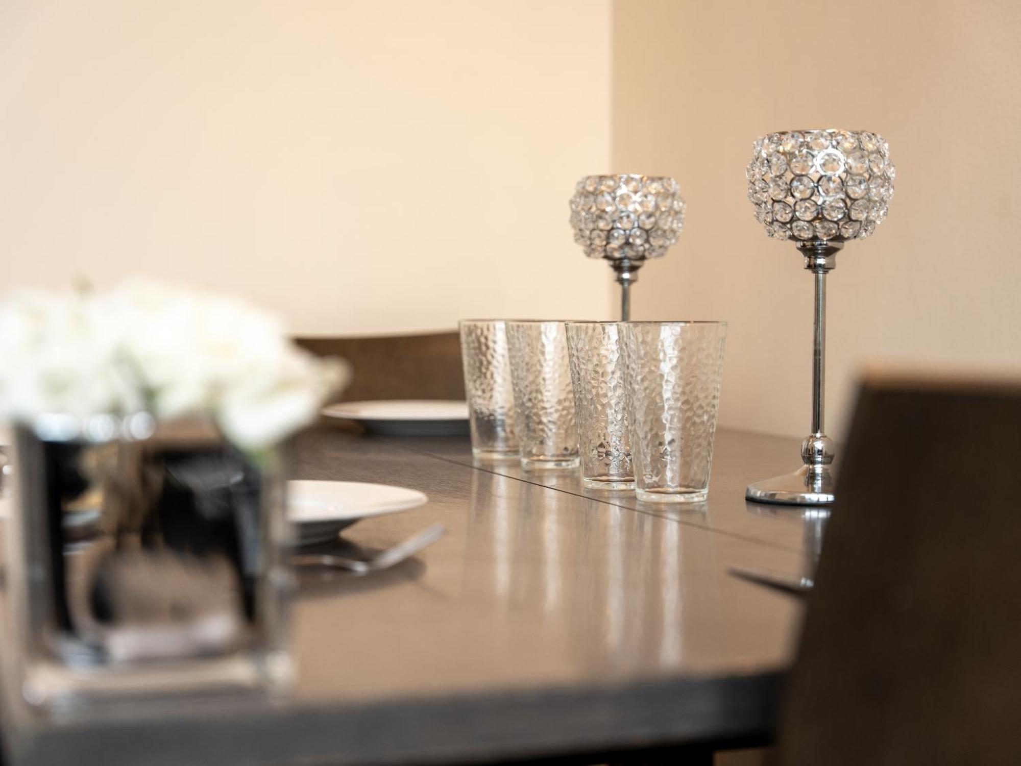 Luxury 2 Bed Apartment - Near Heathrow, Legoland, Windsor Slough Extérieur photo