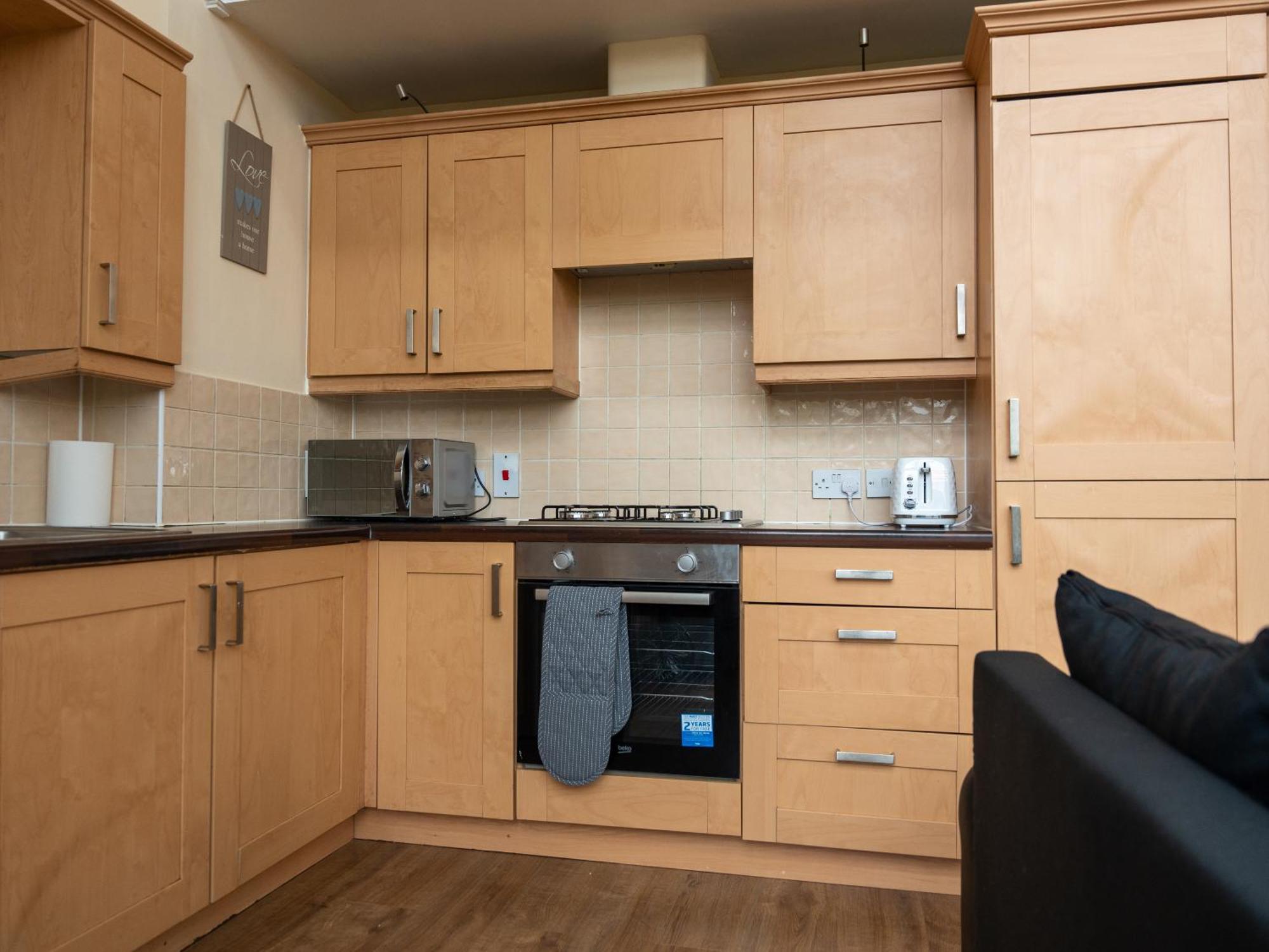 Luxury 2 Bed Apartment - Near Heathrow, Legoland, Windsor Slough Extérieur photo